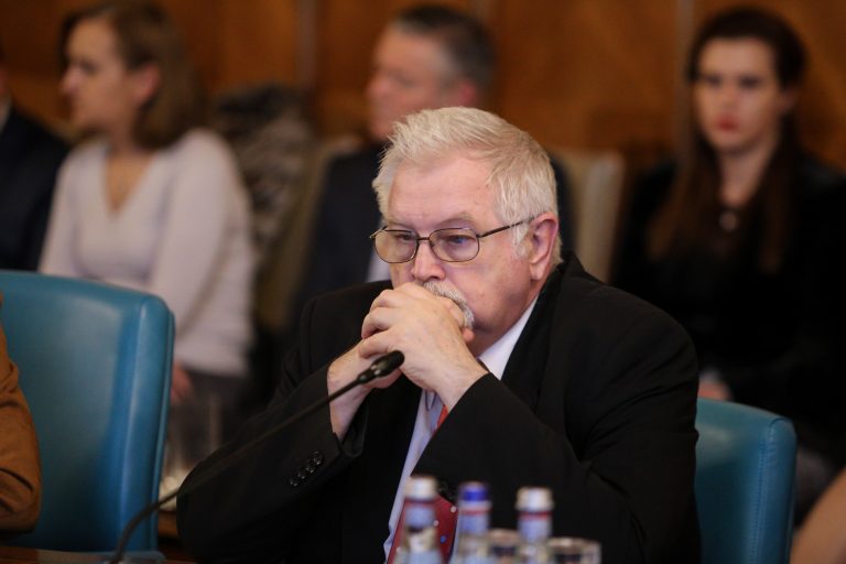 Anton Anton și-a dat demisia din Guvern