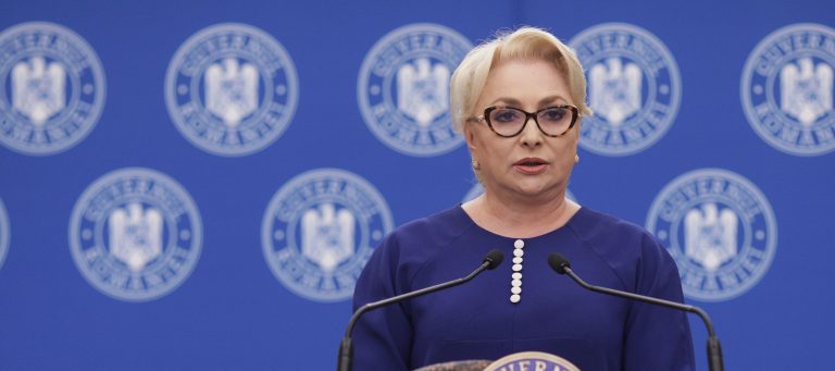 Dăncilă: “Vedem cum guvernul propus de domnii Iohannis şi Orban porneşte cu stângul”