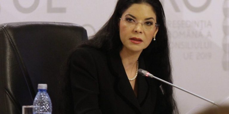 De ce a fost dată afară Birchall de la Justiție