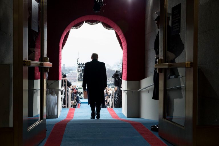 Trump și-a petrecut ultima zi de mandat ferindu-se de ochii publicului