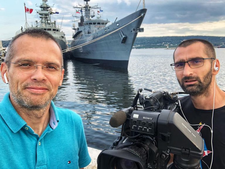 Jurnalistul Adelin Petrişor revine la TVR după ce a renunţat la colaborarea cu Euronews România