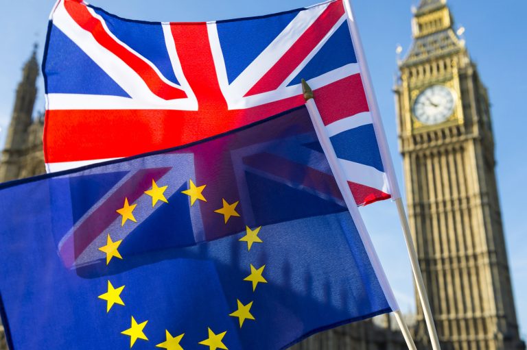 Vești foarte proaste pentru români: Marea Britanie va limita strict numărul muncitorilor necalificați
