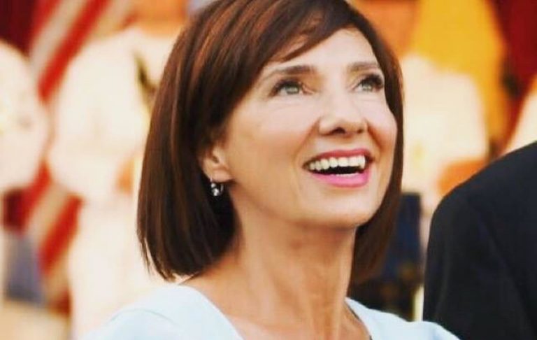 Carmen Iohannis, la vot: Să nu subestimați ziua de astăzi. Să o transformați în zi de glorie