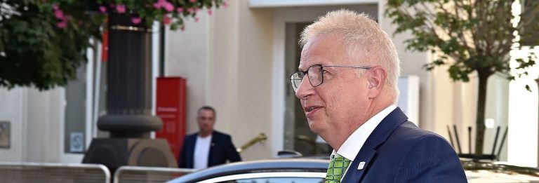 Rusia, una dintre cauzele respingerii candidatului Ungariei la postul de comisar european