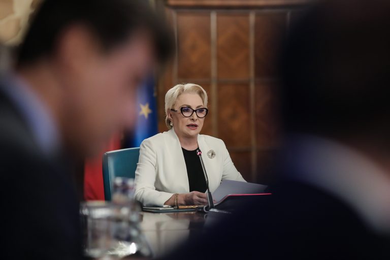 Dăncilă: Preşedintele Iohannis se poziţionează împotriva românilor