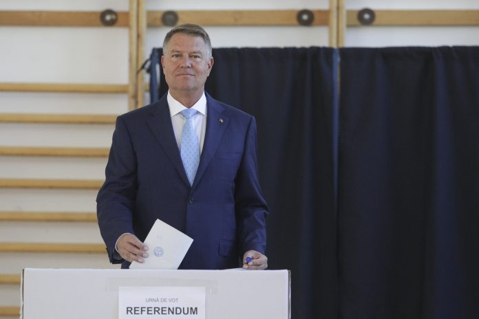 BEC a stabilit: Preşedintele Klaus Iohannis, primul pe buletinele de vot; Dăncilă, pe poziţia 5