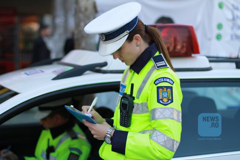Amenzi sporite pentru șoferii care folosesc mobilul la volan