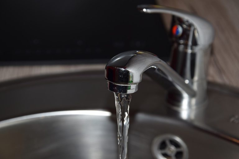 Măsuri extreme pe fondul crizei gazelor: Germania se pregătește să raționalizeze apa caldă și căldura