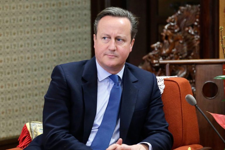 David Cameron: Boris Johnson – un minicinos!