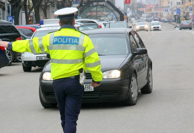 Șofer acuzat de polițiștii de la Rutieră că s-a drogat a demonstrat că luase, de fapt, paracetamol