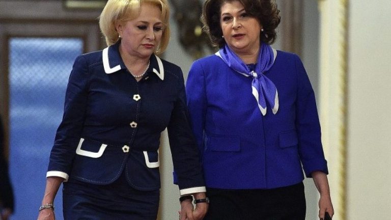 Viorica Dăncilă și-a adus aminte că trebuie să respecte legea la desemnarea Rovanei Plumb