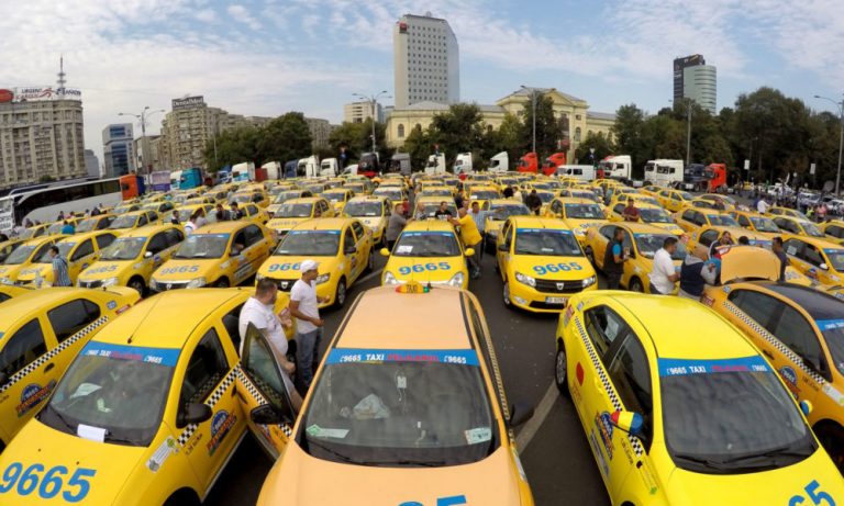 Rabla pentru taximetre: Primăria dă eco-vouchere de 3.000 de euro pentru maşini nepoluante