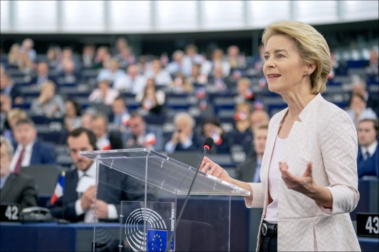 Ursula von der Leyen laudă ritmul ”uimitor” al reformelor Ucrainei