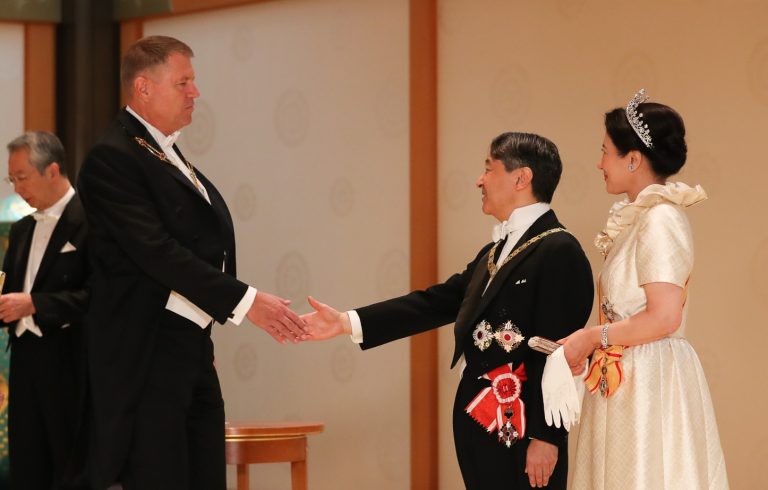 Klaus și Carmen Iohannis au stat lângă Prințul-Moștenitor al Japoniei la banchetul imperial de la Tokyo