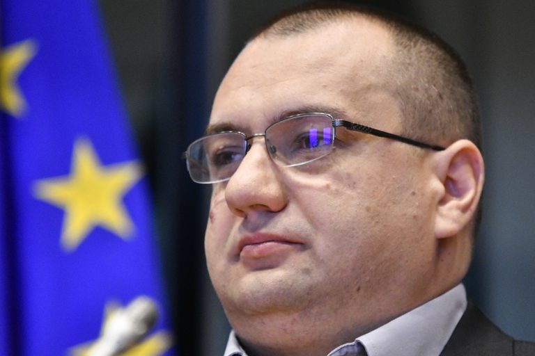 Raportul MCV l-a scos din sărite pe europarlamentarul PSD Terheș “Dădea cu pumnii în masă”