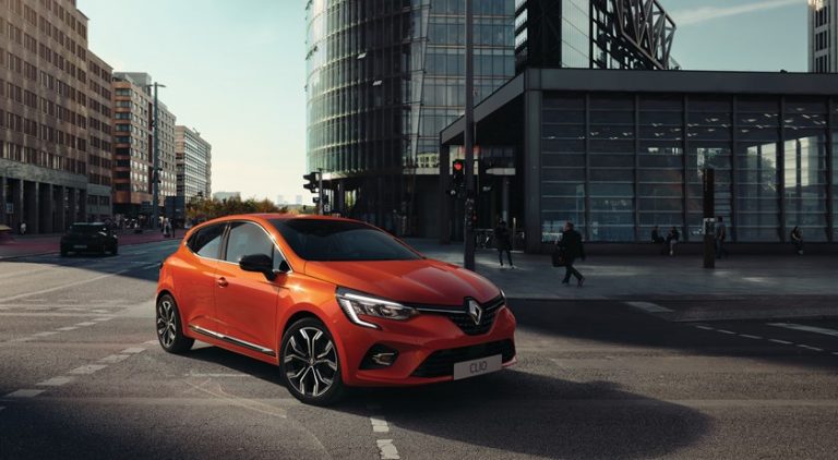 Renault, locul doi în Europa pe piaţa vehiculelor hibride / Clio, Austral şi Captur, în top 10 al modelelor hibrid cele mai vândute la nivel european