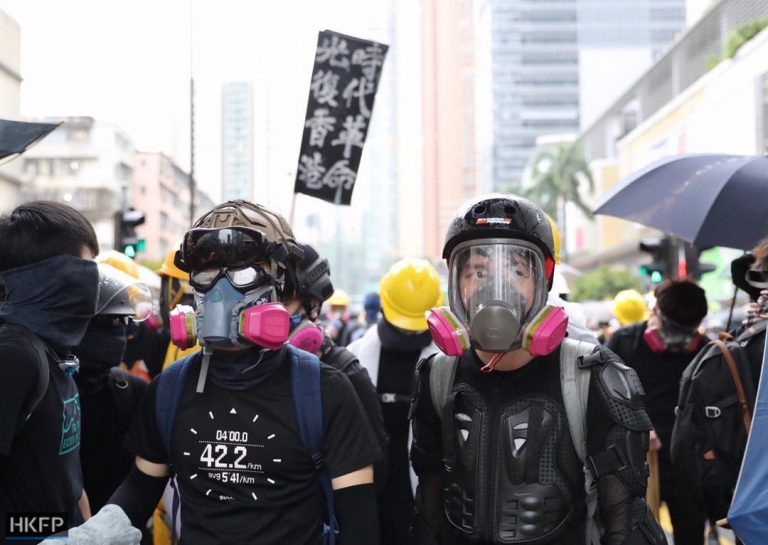 Presa chineză de stat cere o ”linie mai dură” față de manifestanţii din Hong Kong