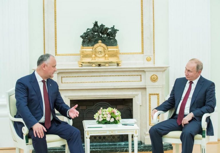 Oazu Nantoi: Dodon și federalizarea. După „Ucraina 2014”, importanța sa în fața lui Putin a sporit