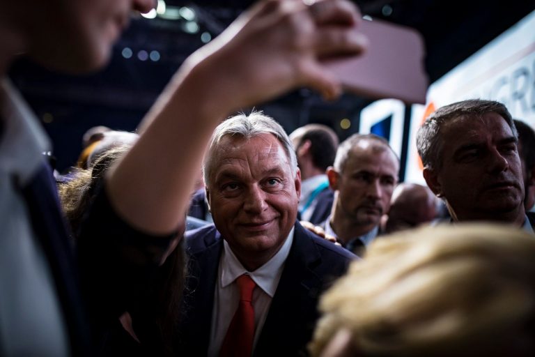 FIDESZ preia conducerea în sondaje