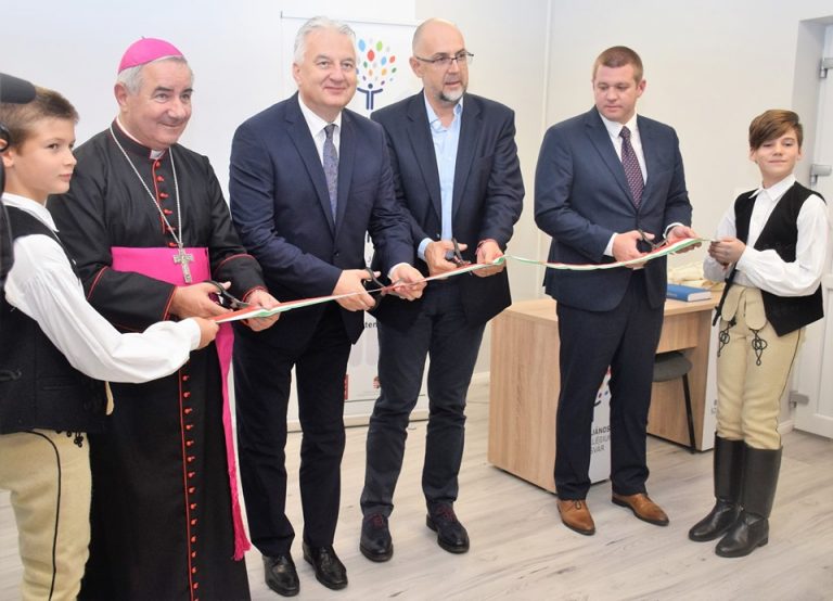 Vicepremier ungar, la inaugurarea unei colegiu din Timișoara: Clădirea aceasta e o mică Ungarie!