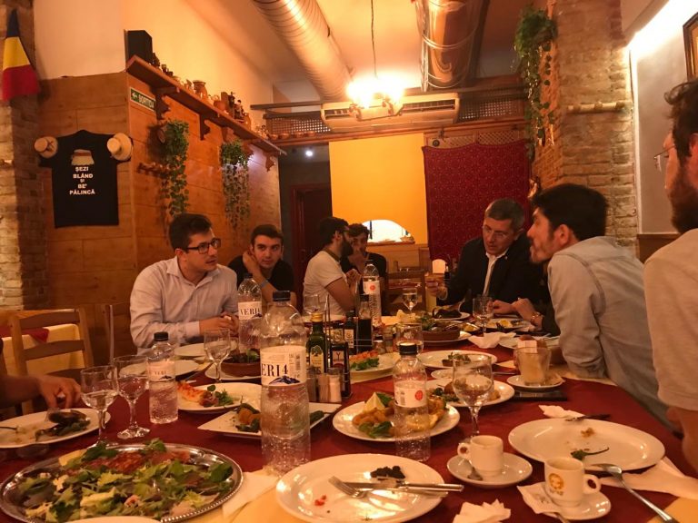 Ce s-a întâmplat la întâlnirea lui Dan Barna cu românii din Barcelona
