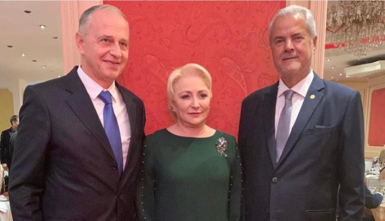 “Crema” PSD s-a întâlnit la botezul copilului Alessandrei Stoicescu