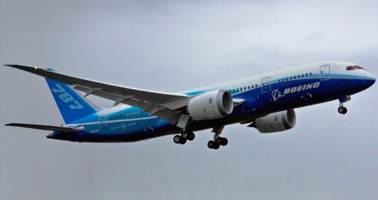 Boeing pierde un contract de 5,5 miliarde $ pentru 787 Dreamliner