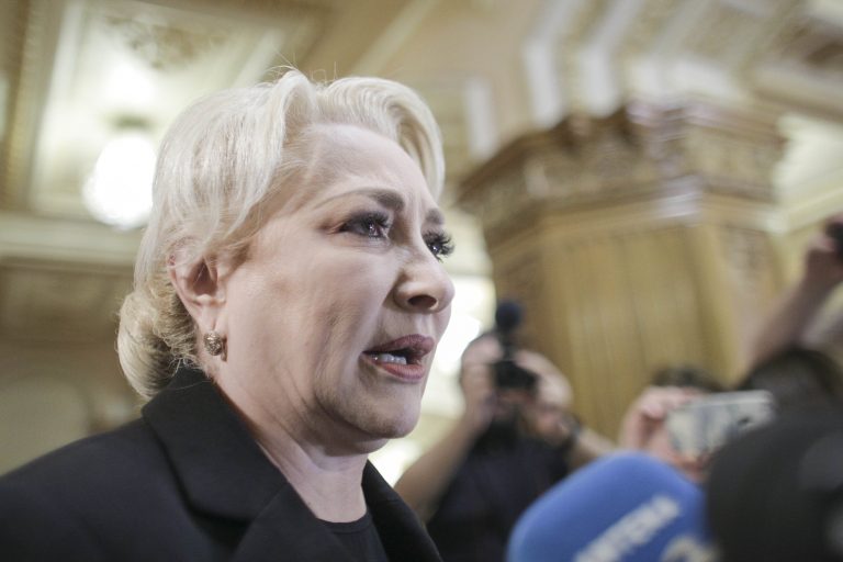 Viorica Dancilă, Niculae Bădălău și Răzvan Cuc apar în dosarul Mafiei PSD de la Arad