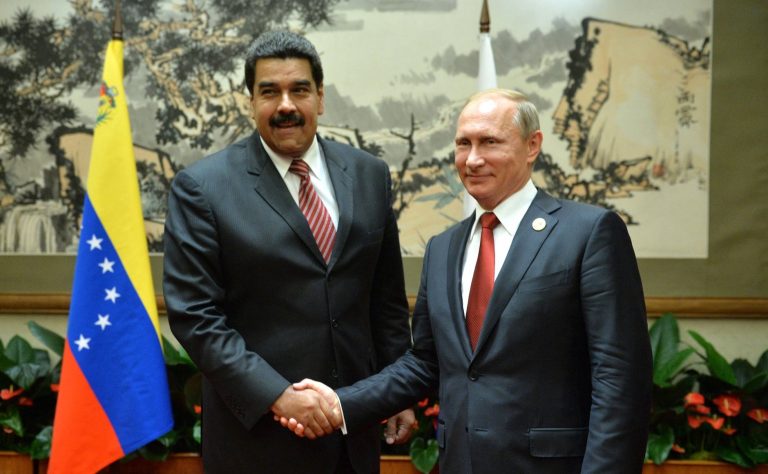 Putin finanțează haosul din Venezuela cu avioane burdușite cu bancnote