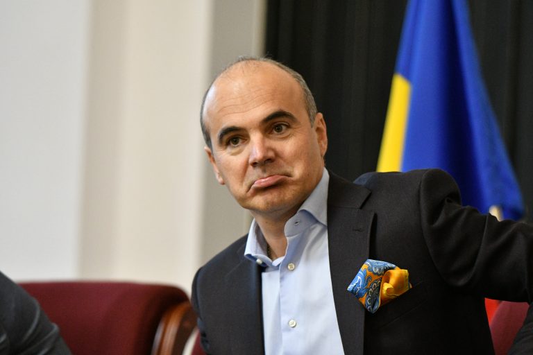 Rareş Bogdan, despre acuzațiile privind specula în domeniul energiei: Atâta timp cât statul român nu reuşeşte să facă lumină în această chestiune, se prezintă ca un stat slab