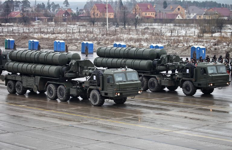Rusia și Turcia discută despre noi livrări de rachete S-400
