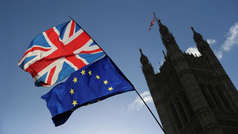 Sondaj: Majoritatea britanicilor sunt în favoarea revenirii în UE