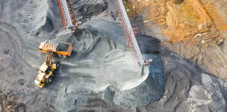 coal mine/mina de carbune