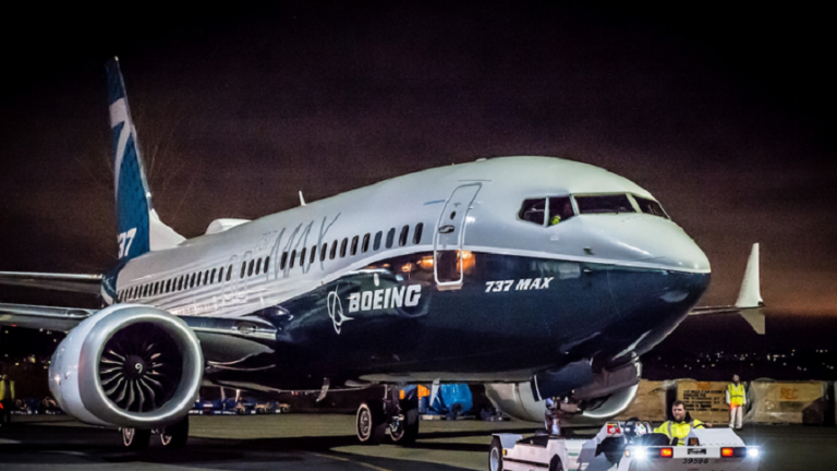 Boeing, în declin. Airbus devine cel mai mare producător de avioane din lume pentru prima oară din 2011