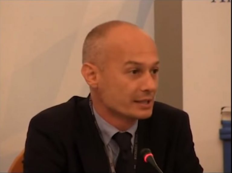 Tribunalul Bucureşti a admis cererea de revizuire a lui Bogdan Olteanu, condamnat la cinci ani de închisoare, în dosarul numirii lui Liviu Mihaiu guvernator al Administraţiei Deltei Dunării