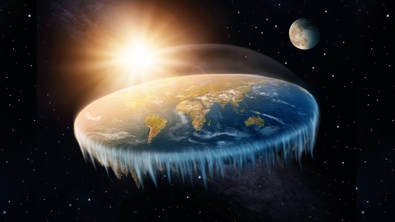 Adepții clujeni ai teoriei Pământului Plat acuză NASA că ar fi trucat imaginile Terrei