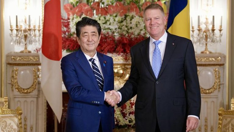 Discuții la Tokyo, între Iohannis și Shinzo Abe, despre parteneriatul strategic România-Japonia