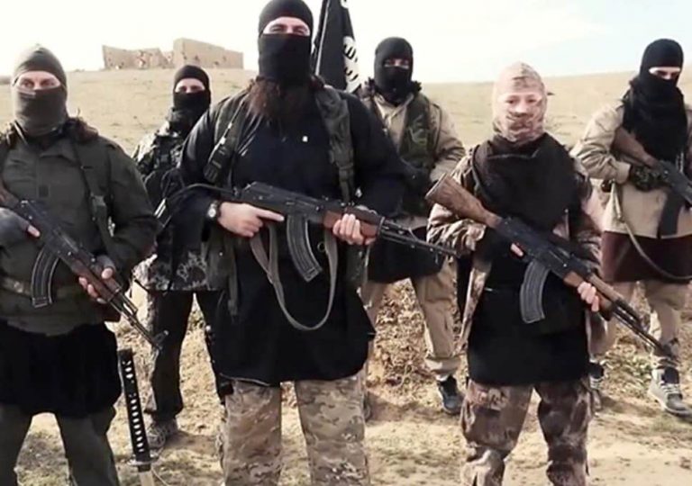 Moscova: 500 de jihadişti au evadat din închisorile kurde în timpul ofensivei turce