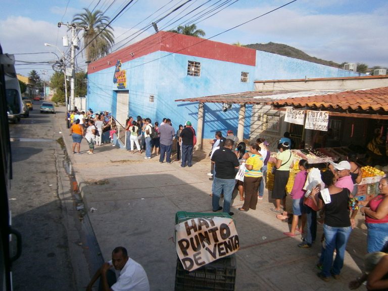 Venezuela crește salariul minim cu 375%, a treia majorare de anul acesta
