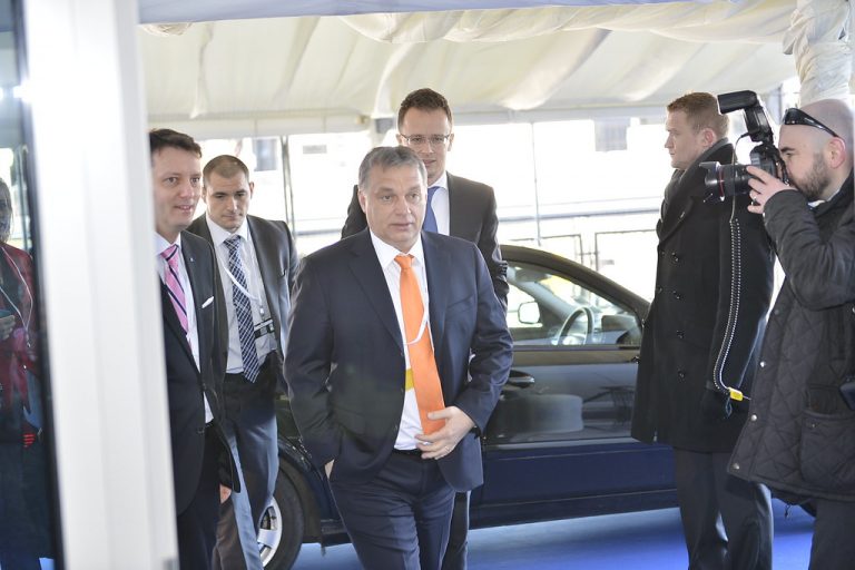 Mită electorală, șicanări, atacuri și scandaluri sexuale în campania electorală din Ungaria