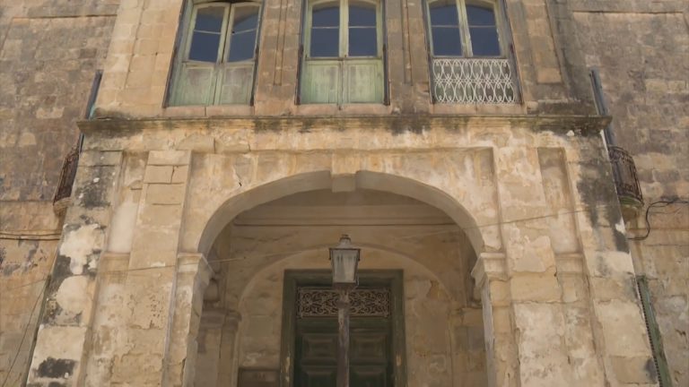 Malta a cumpărat vechea casă a Reginei Elisabeta a II-a și vrea să deschidă un muzeu