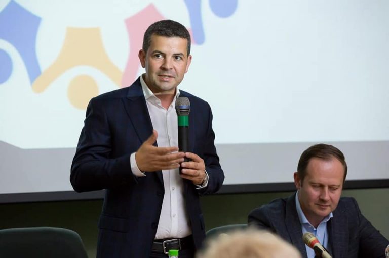 Daniel Constantin își dă demisia la prima ședință a ProRomânia