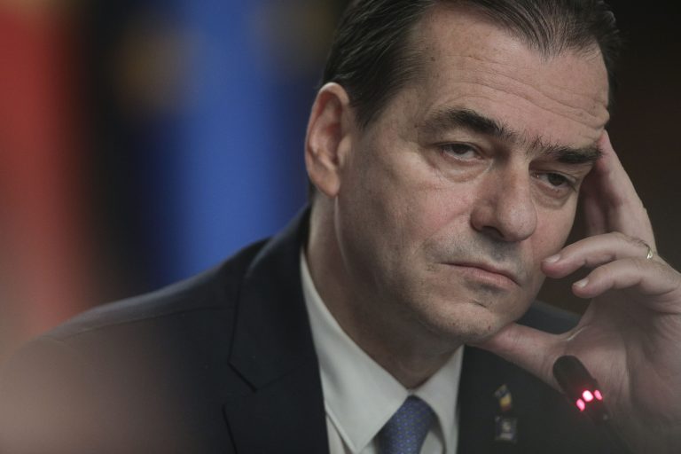Orban: Crește salariul minim, dar indemnizațiile demnitarilor vor fi înghețate