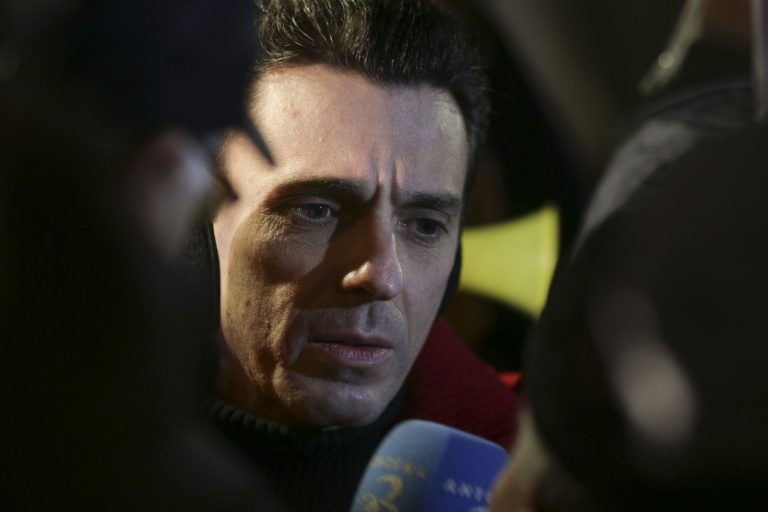 Disperarea poartă o poreclă: Mircea Badea. „Propaganda prestează cu oarece disperare”