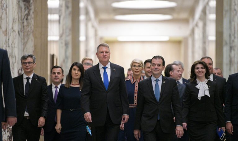 Vizite cu mesaj ale președintelui, în prima zi a Guvernului Orban