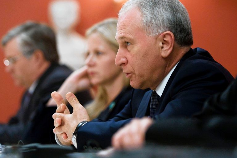 ”Bancherul” lui Putin, fără licență de emisie pentru nouă posturi de televiziune în Letonia