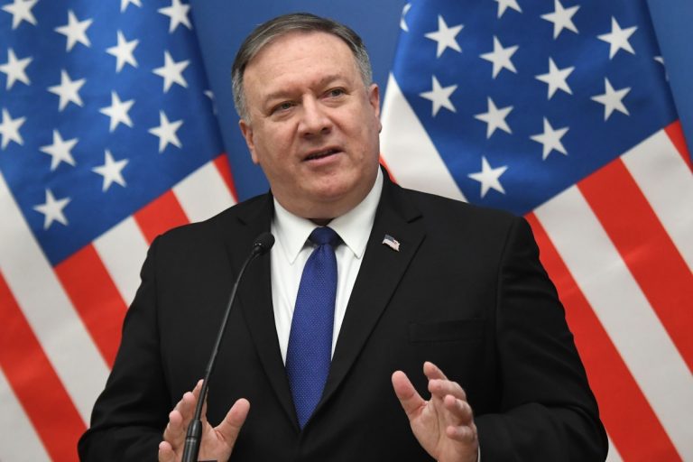 UKRAINAGATE | Pompeo şi Giuliani au discutat într-un moment-cheie al scandalului care amenință mandatul lui Trump