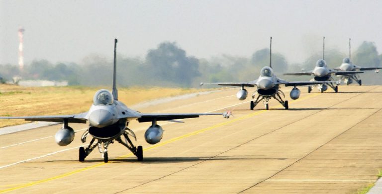 Ministerul Economiei: România ar putea găzdui un nou Centru de Mentenanţă şi Suport Logistic destinat aeronavelor F-16 „Fighting Falcon”