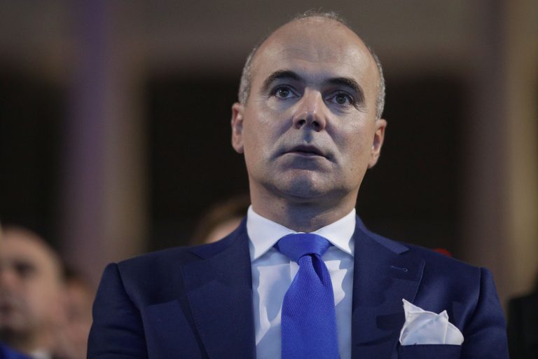 Rareș Bogdan: Jos ticăloșii! Frații din Diaspora sunt în cotinuare bătaia de joc a bolșevicilor