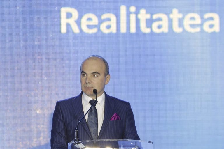 Rareş Bogdan: Guvernăm împreună, dar nu participăm la treburile coaliţiei. Nu mai există colaborare între noi şi PSD